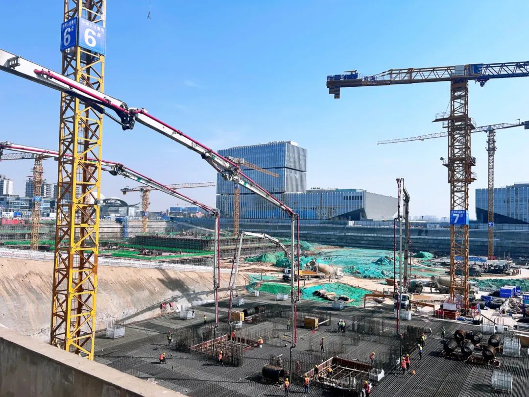 提前11小时！bifa必发大米数泵车赋能高效施工