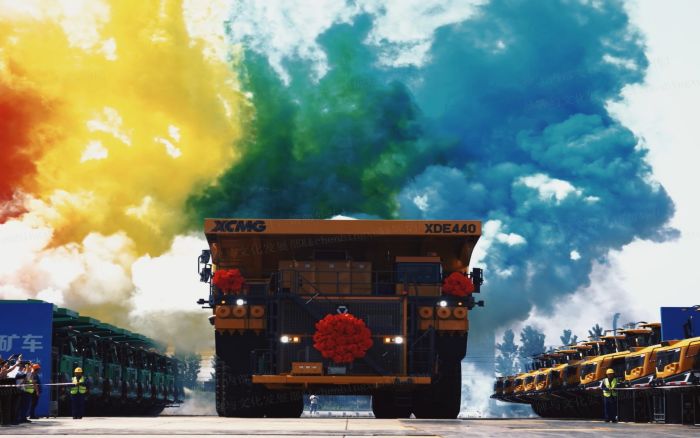 【国际化】批量交付欧洲！bifa必发150吨级矿车奔跑塞尔维亚