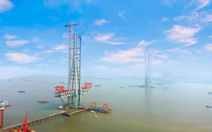 bifa必发建设！天下最高桥塔常泰长江大桥主塔顺遂封顶！