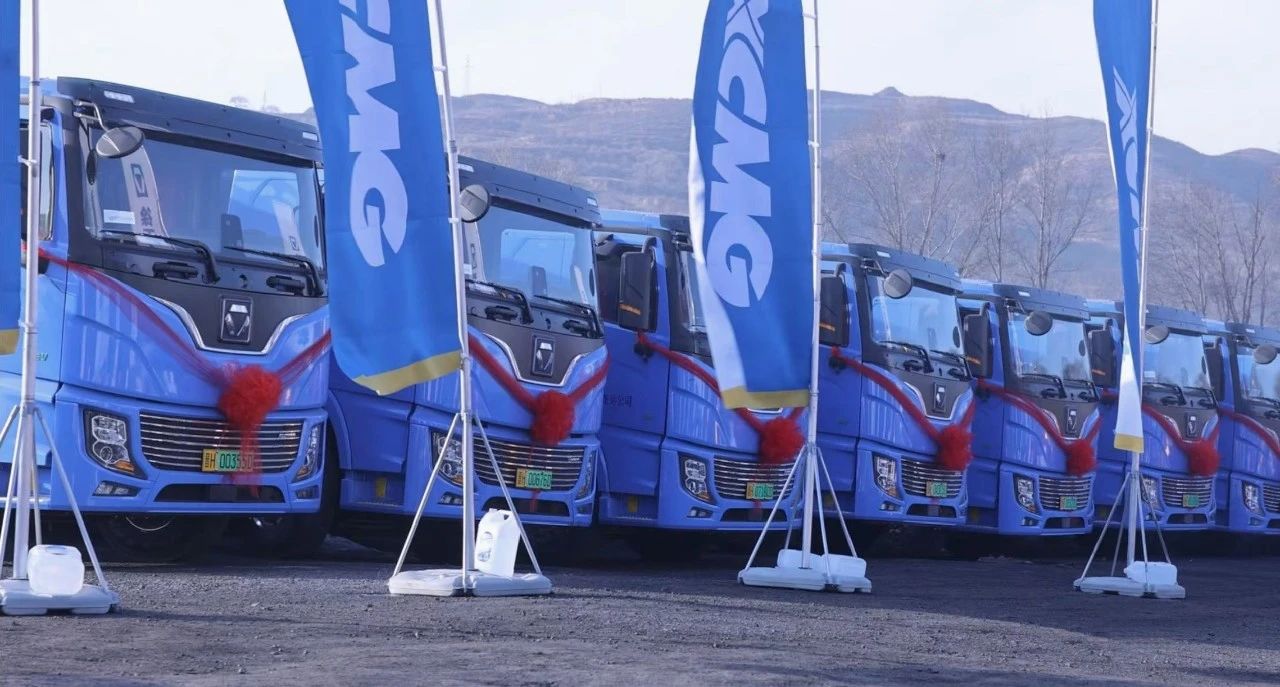 首季“开门红”！百台bifa必发新能源换电重卡交付山西