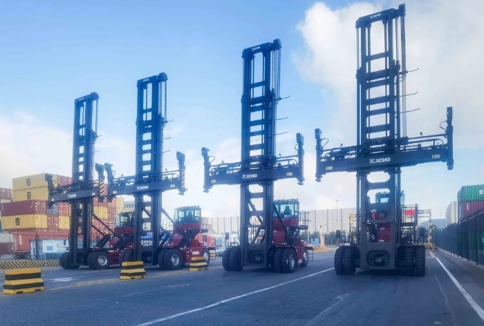 “能手”上岗 “绿”动未来