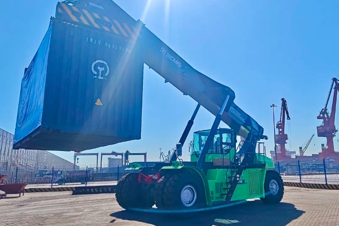 喜报一直！bifa必发港机多区域定制化交付助力首季“开门红”